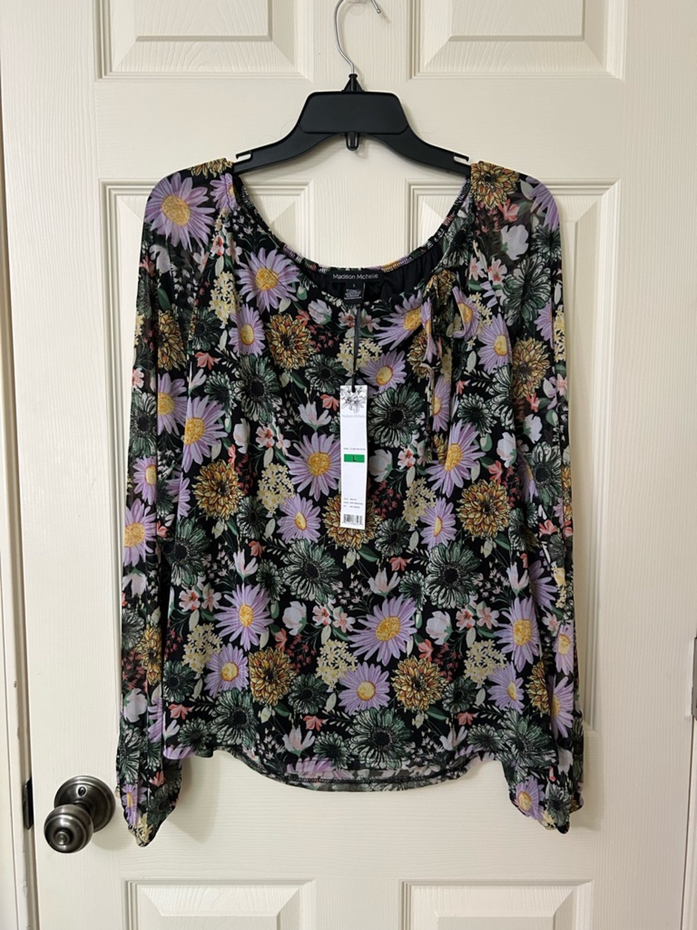 New With Tags Madison Nicole Black Floral Long-Sleeve Tee